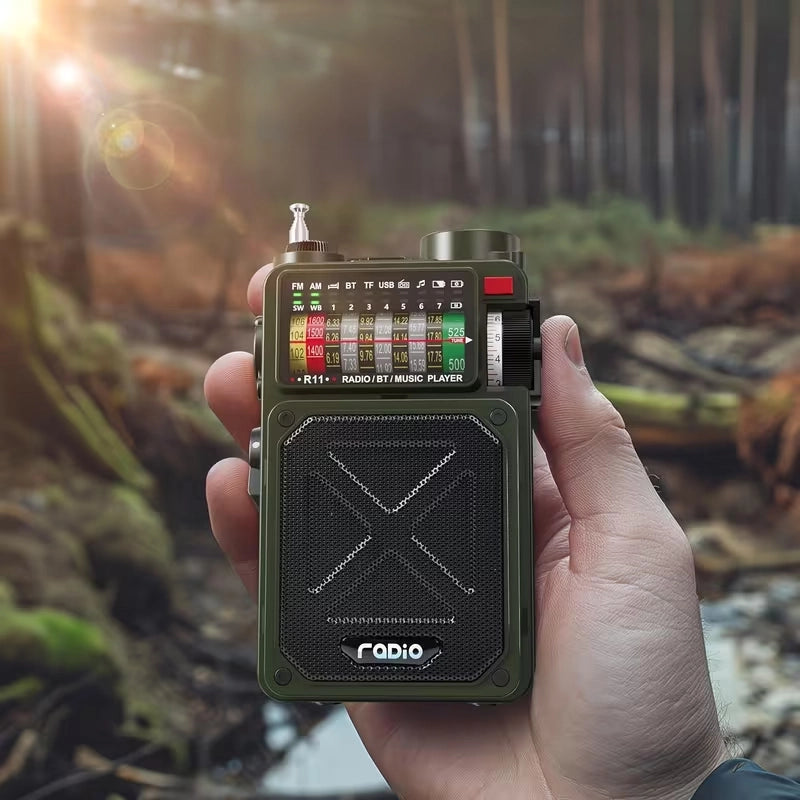 Radio portátil vintage con Bluetooth 5.0 y linterna LED